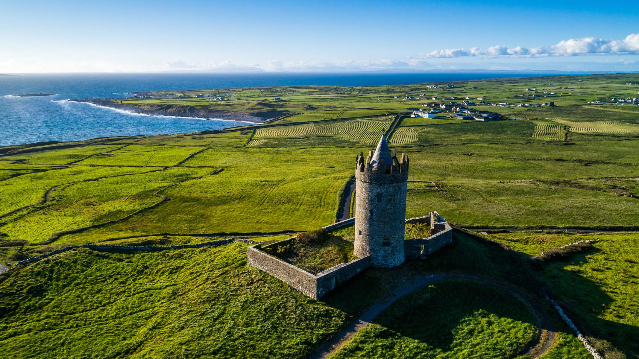 Doonagore Castle, Doolin, Co Clare